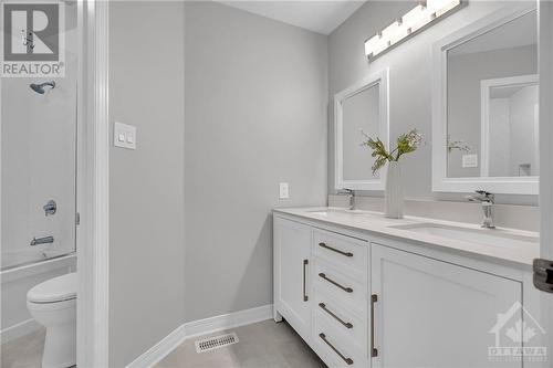 19 Cecil Walden Ridge, Ottawa, ON - Indoor Photo Showing Bathroom