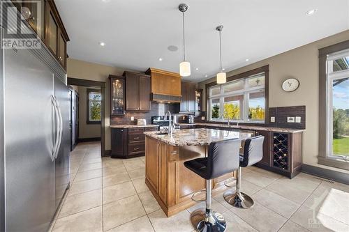 245 West Lake Circle, Ottawa, ON - Indoor Photo Showing Kitchen With Upgraded Kitchen