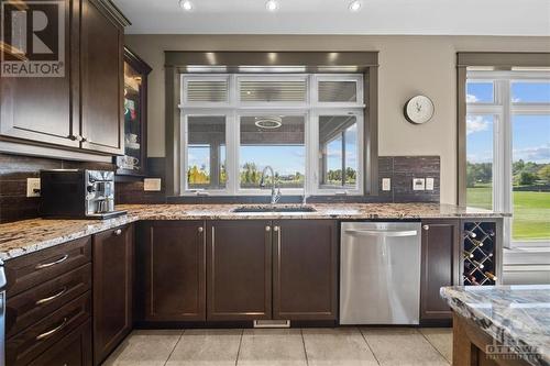 245 West Lake Circle, Ottawa, ON - Indoor Photo Showing Kitchen With Upgraded Kitchen