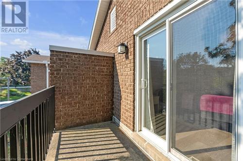 1205 Lamb'S Court Unit# 13, Burlington, ON - Outdoor With Balcony With Exterior