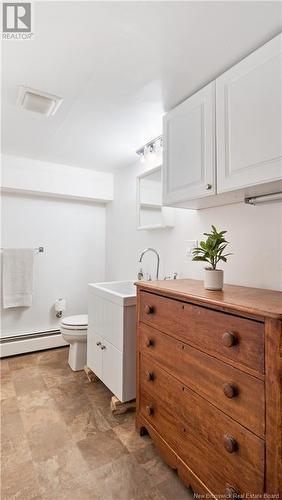 232 Highfield Street, Moncton, NB - Indoor Photo Showing Bathroom