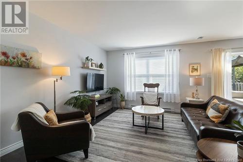 354 Dolbeau Street, Dieppe, NB - Indoor Photo Showing Living Room