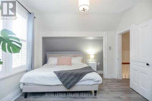 846 Lorne Avenue, London, ON - Indoor Photo Showing Bedroom