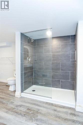 846 Lorne Avenue, London, ON - Indoor Photo Showing Bathroom