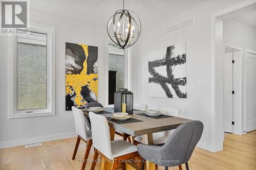 2578 Buroak Drive, London, ON - Indoor Photo Showing Dining Room