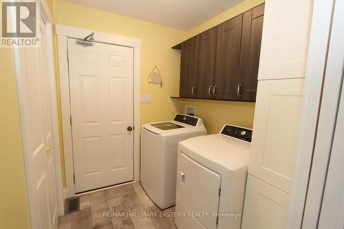 26 Mcgill Street, Marmora And Lake, ON - Indoor Photo Showing Laundry Room