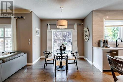 51 Evergreen Manor Sw, Calgary, AB - Indoor Photo Showing Dining Room