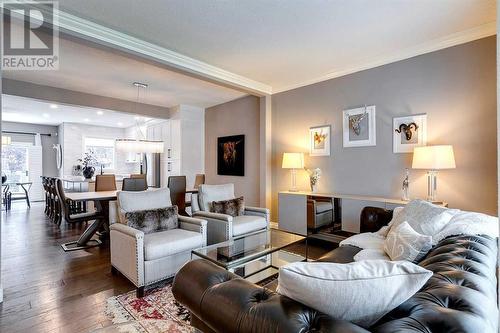 51 Evergreen Manor Sw, Calgary, AB - Indoor Photo Showing Living Room