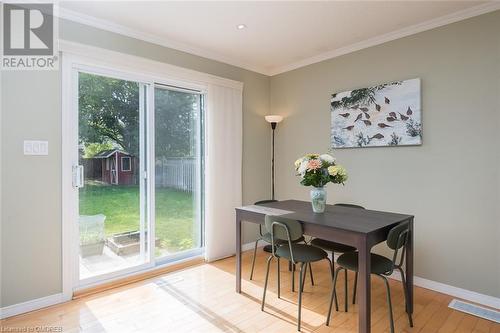 Crown Molding - 635 Beaver Court, Milton, ON - Indoor Photo Showing Dining Room