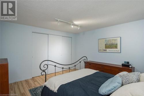 635 Beaver Court, Milton, ON - Indoor Photo Showing Bedroom