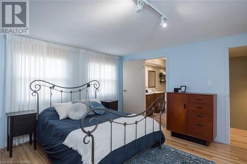 Semi-Ensuite - 635 Beaver Court, Milton, ON - Indoor Photo Showing Bedroom