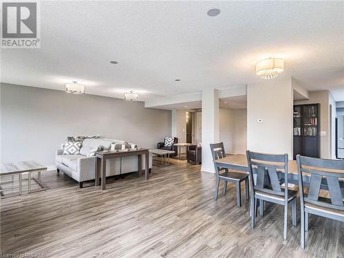 2301 Parkhaven Boulevard Unit# 204, Oakville, ON - Indoor Photo Showing Dining Room