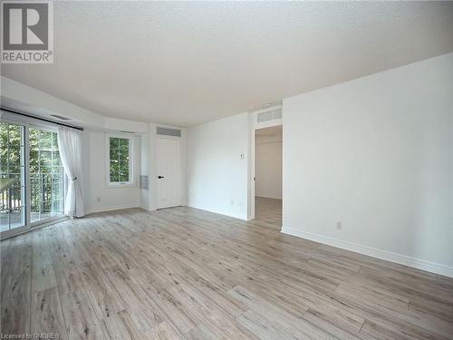 2301 Parkhaven Boulevard Unit# 204, Oakville, ON - Indoor Photo Showing Other Room