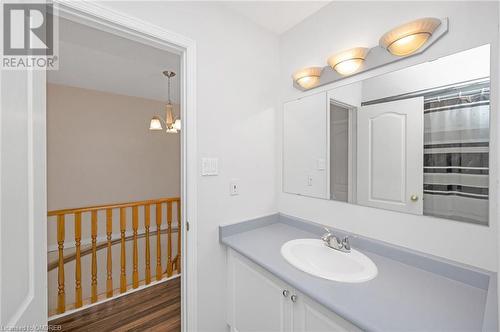 2189 Shorncliffe Boulevard, Oakville, ON - Indoor Photo Showing Bathroom