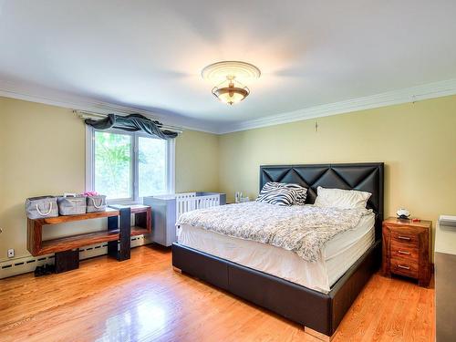 Chambre Ã  coucher principale - 1105 Rue Marois, Laval (Sainte-Dorothée), QC - Indoor Photo Showing Bedroom