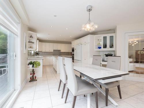 Coin-repas - 188 Rue Sidney-Cunningham, Beaconsfield, QC - Indoor Photo Showing Dining Room