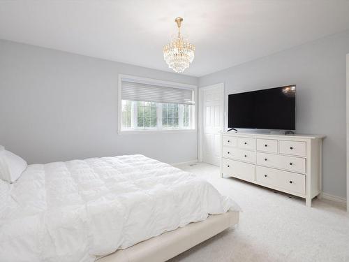 Chambre Ã Â coucher - 188 Rue Sidney-Cunningham, Beaconsfield, QC - Indoor Photo Showing Bedroom