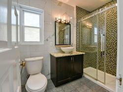 Ensuite bathroom - 