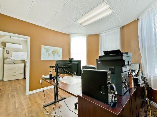 Bureau - 716  - 718 Rue Short, Sherbrooke (Les Nations), QC - Indoor Photo Showing Office