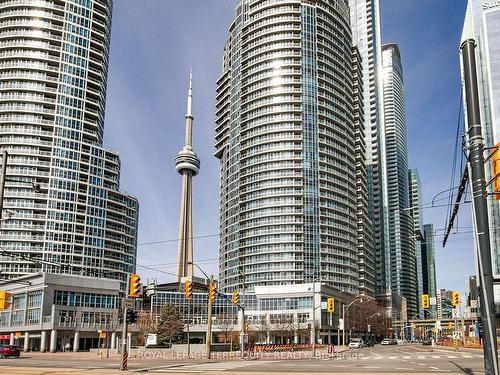 3604-8 York St, Toronto, ON - Outdoor With Facade