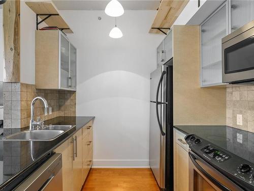 308-845 Yates St, Victoria, BC - Indoor Photo Showing Kitchen With Stainless Steel Kitchen With Double Sink With Upgraded Kitchen