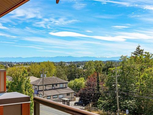 413-4529 West Saanich Rd, Saanich, BC - Outdoor With Balcony With View