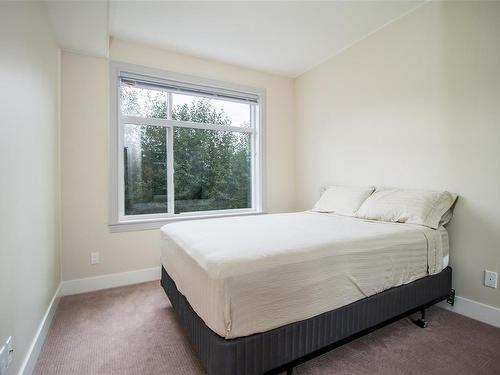 206-4960 Songbird Pl, Nanaimo, BC - Indoor Photo Showing Bedroom