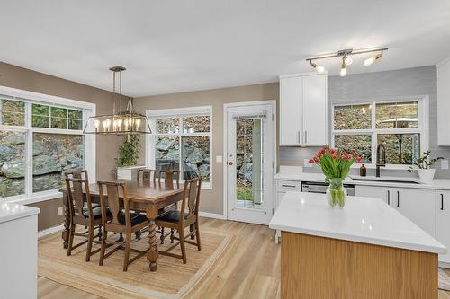 112-3825 Glen Canyon Drive, West Kelowna, BC - Indoor Photo Showing Dining Room