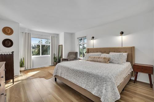 112-3825 Glen Canyon Drive, West Kelowna, BC - Indoor Photo Showing Bedroom