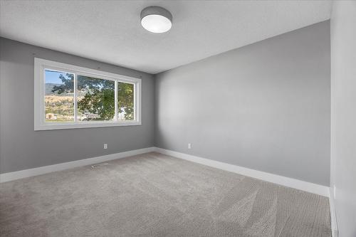 11110 Bottom Wood Lake Road, Lake Country, BC - Indoor Photo Showing Other Room