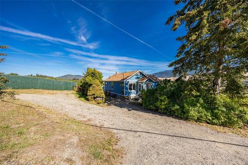 10091 Chase Road, Lake Country, BC - Outdoor