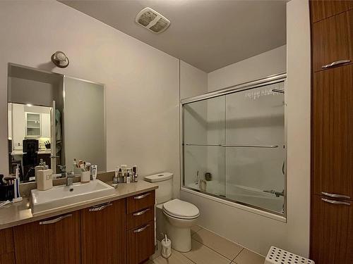 Salle de bains - 203-440 Rue De La Gauchetière E., Montréal (Ville-Marie), QC - Indoor Photo Showing Bathroom