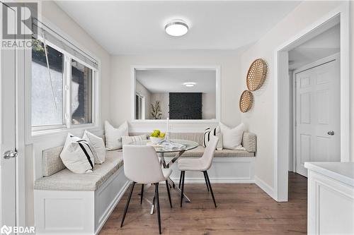 75 Marshall Street, Barrie, ON - Indoor Photo Showing Dining Room