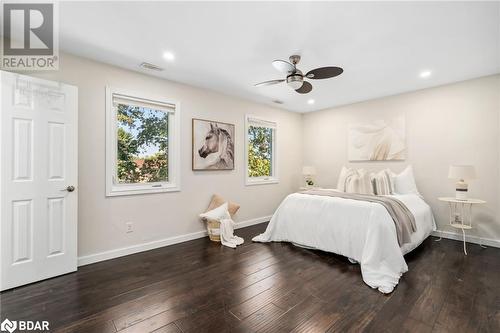 75 Marshall Street, Barrie, ON - Indoor Photo Showing Bedroom