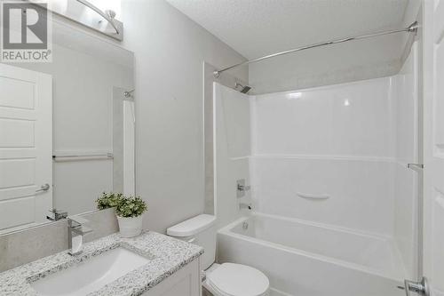 135, 20 Seton Park Se, Calgary, AB - Indoor Photo Showing Bathroom