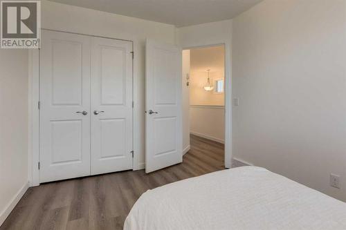 35 Nolanfield Heights Nw, Calgary, AB - Indoor Photo Showing Bedroom