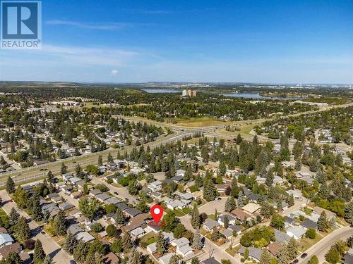 1315 105 Avenue Sw, Calgary, AB - Outdoor With View