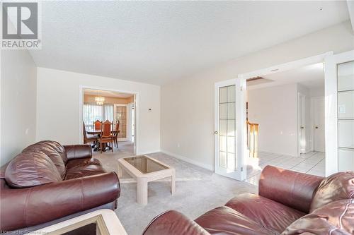 11752 Sheppard Ave E, Toronto, ON - Indoor Photo Showing Living Room