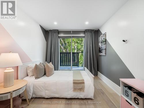 75 Holborne Avenue, Toronto (Danforth Village-East York), ON - Indoor Photo Showing Bedroom