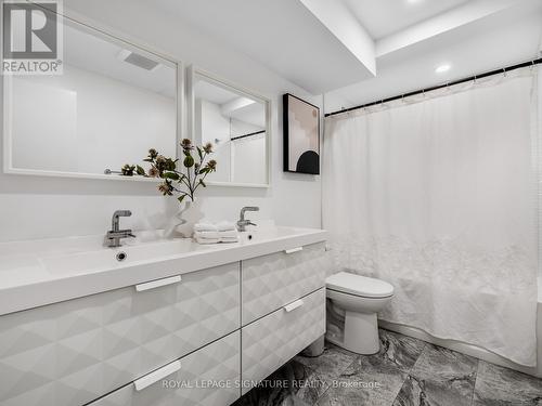 75 Holborne Avenue, Toronto (Danforth Village-East York), ON - Indoor Photo Showing Bathroom