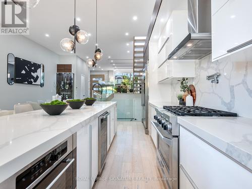 75 Holborne Avenue, Toronto (Danforth Village-East York), ON - Indoor Photo Showing Kitchen With Upgraded Kitchen