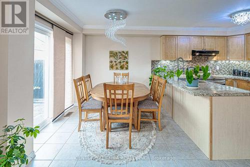 27 William Stark Road, Whitchurch-Stouffville, ON - Indoor Photo Showing Dining Room