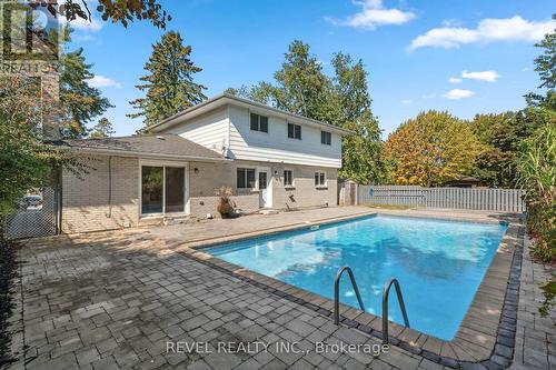 75 Marshall Street, Barrie (Allandale Heights), ON - Outdoor With In Ground Pool