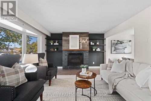 75 Marshall Street, Barrie (Allandale Heights), ON - Indoor Photo Showing Living Room With Fireplace