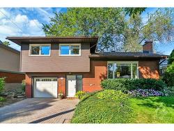 1204 CLINE Crescent  Ottawa, ON K2C 2P2