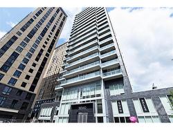 207-111 CHAMPAGNE Avenue  Ottawa, ON K1S 5V3