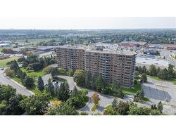 116-100 GRANT CARMAN Drive  Ottawa, ON K2E 8B8