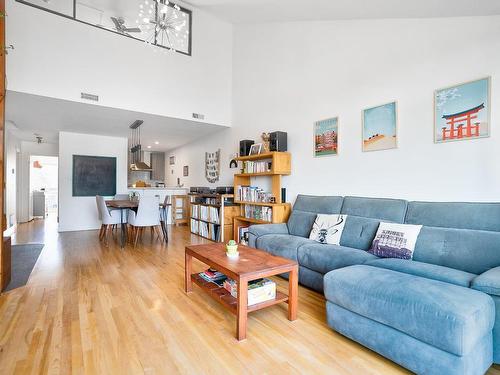 Salon - 5442 Rue Robert-Gravel, Montréal (Le Plateau-Mont-Royal), QC - Indoor Photo Showing Living Room