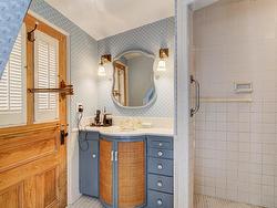 Ensuite bathroom - 