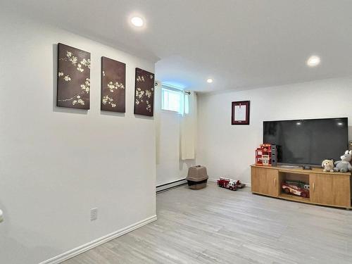 Family room - 140 Rue Dion, Trois-Rivières, QC - Indoor